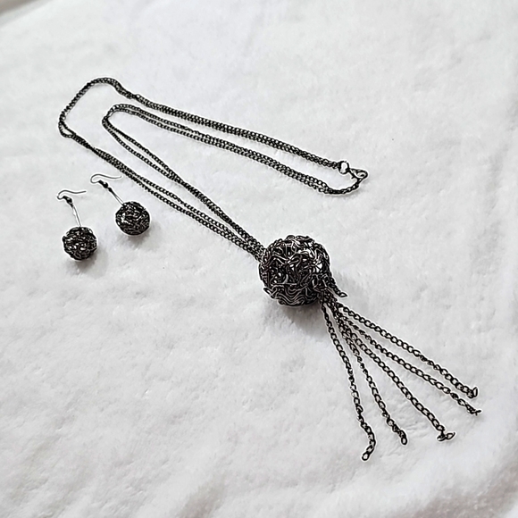 Fashion Jewelry | Jewelry | Gun Metal Necklace And Earrings Matching ...